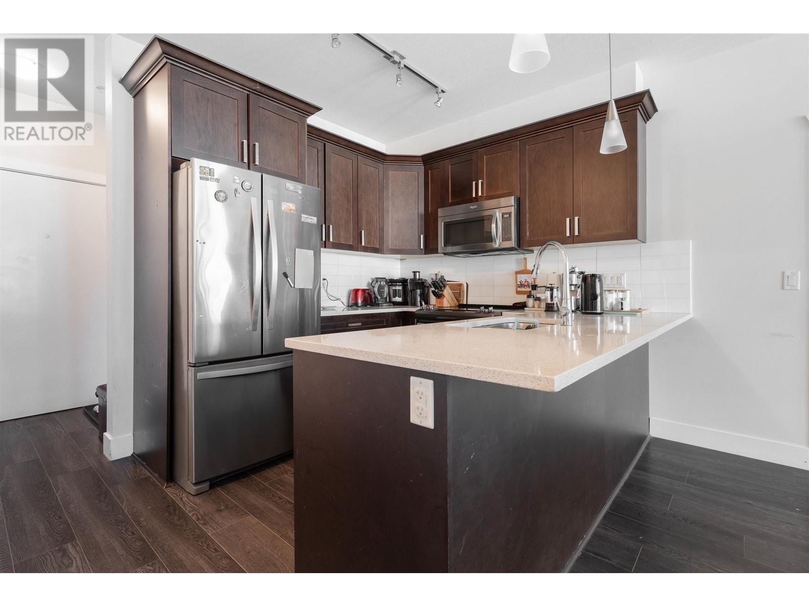 303 2288 Welcher Avenue, Port Coquitlam, British Columbia  V3C 1X4 - Photo 4 - R2985629