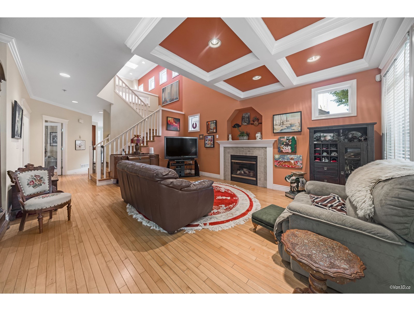 15210 29a Avenue, Surrey, British Columbia  V4P 3K4 - Photo 3 - R2981647