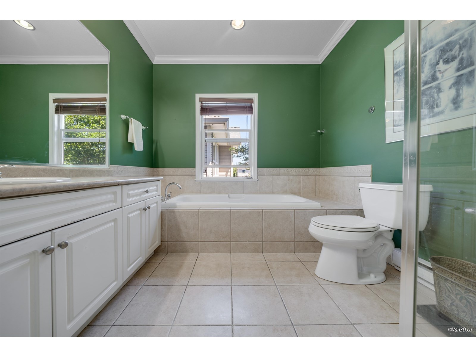 15210 29a Avenue, Surrey, British Columbia  V4P 3K4 - Photo 13 - R2981647