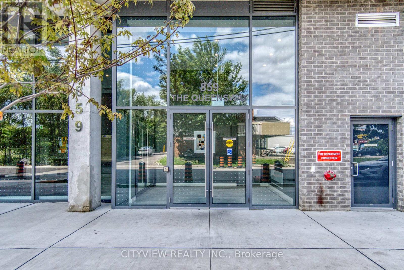 601 - 859 The Queensway, Toronto, Ontario  M8Z 1N8 - Photo 3 - W12058372