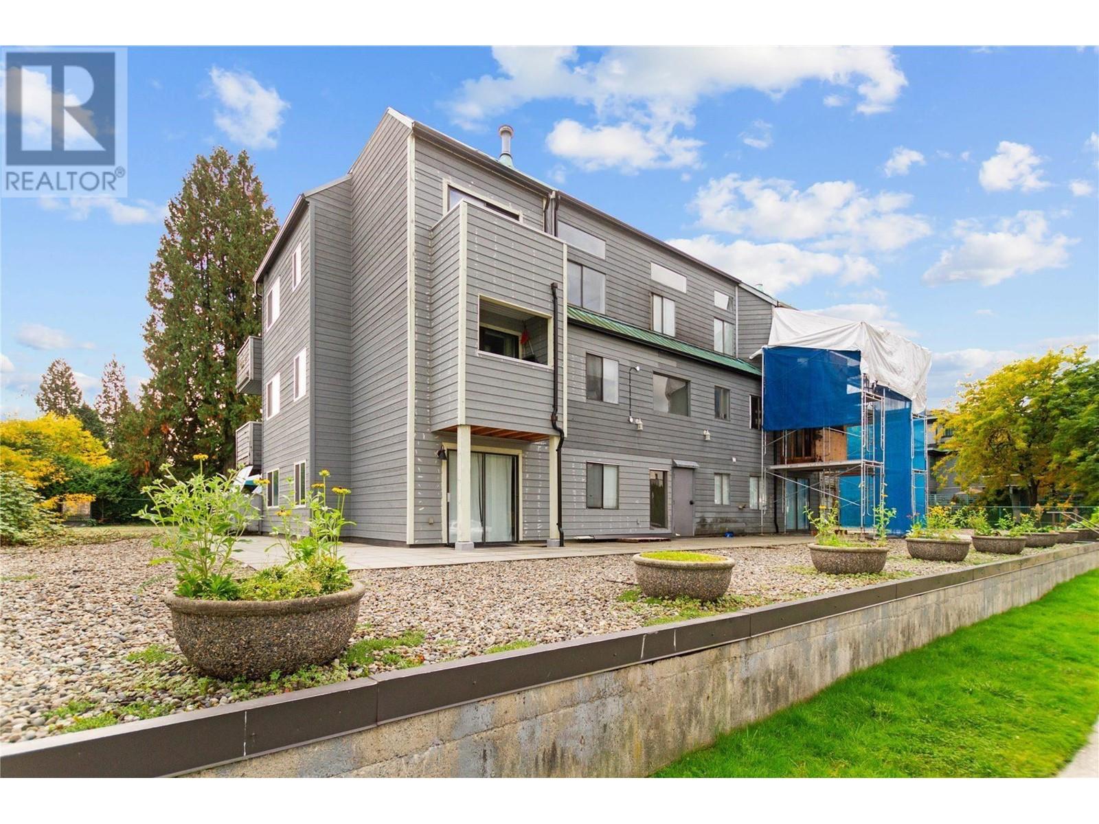 Property at 201 1948 COQUITLAM AVENUE image 1