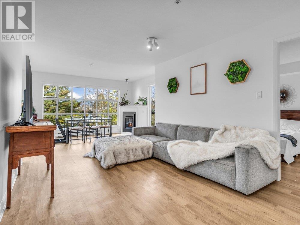306 228 E 18th Avenue, Vancouver, British Columbia  V5V 1E6 - Photo 2 - R2983877