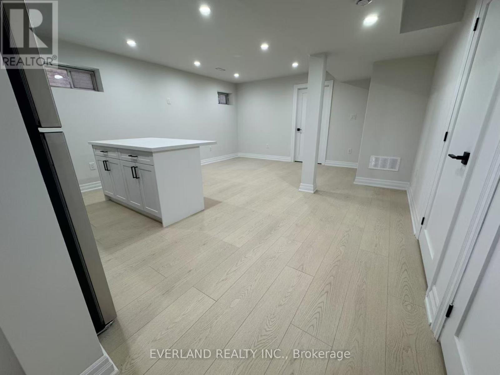 Bst - 116 Redondo Drive, Vaughan, Ontario  L4J 7S6 - Photo 2 - N12058400