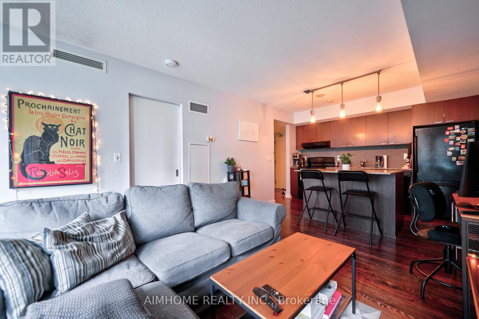 401 - 110 Charles Street E, Toronto, Ontario  M4Y 1T5 - Photo 18 - C12058423