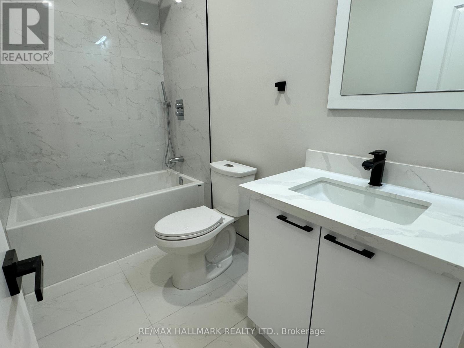 Main - 116 Bellevue Avenue, Toronto, Ontario  M5T 2N9 - Photo 8 - C12058429