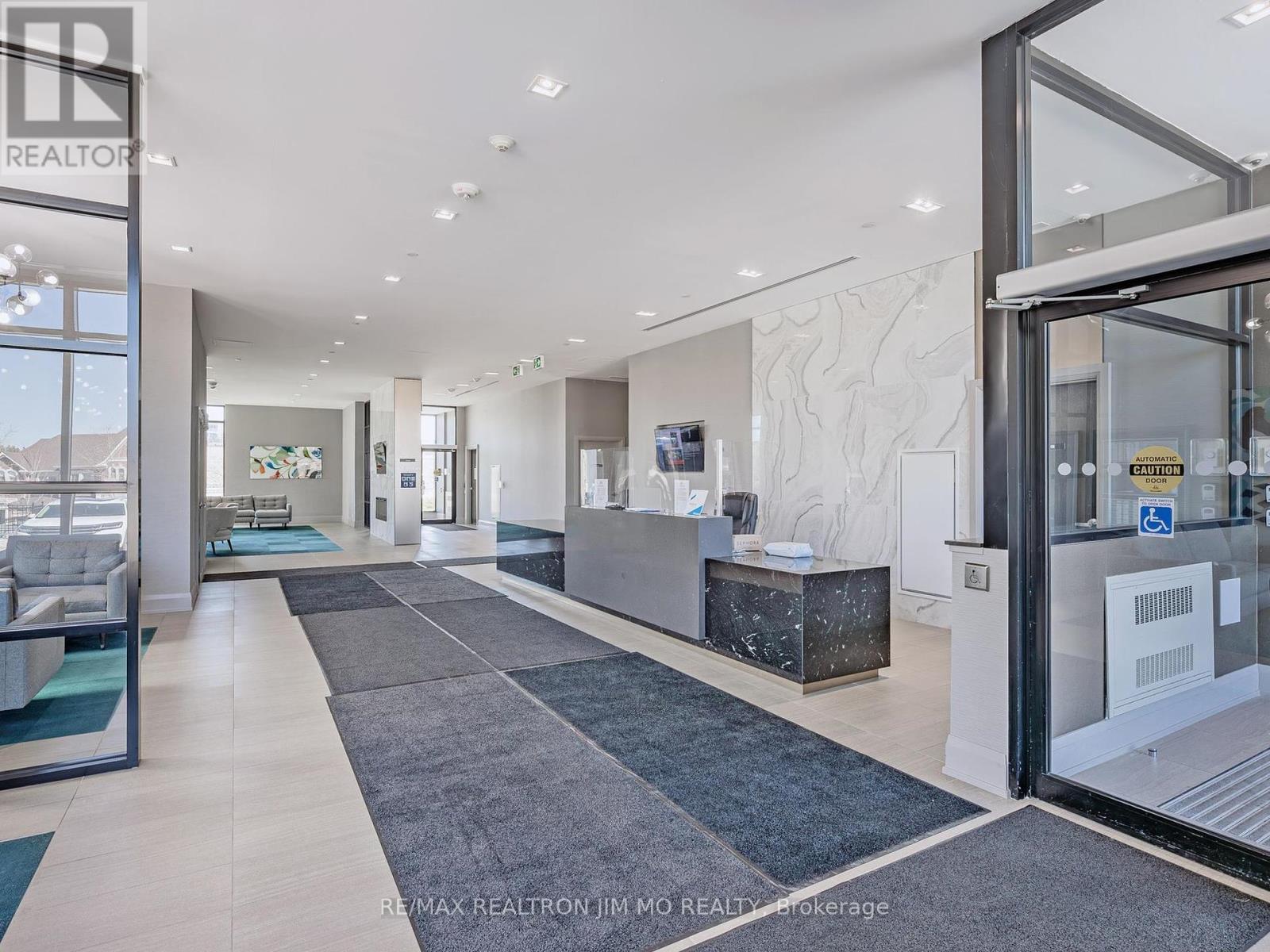 Property at PH 416 - 555 WILLIAM GRAHAM DRIVE image 3