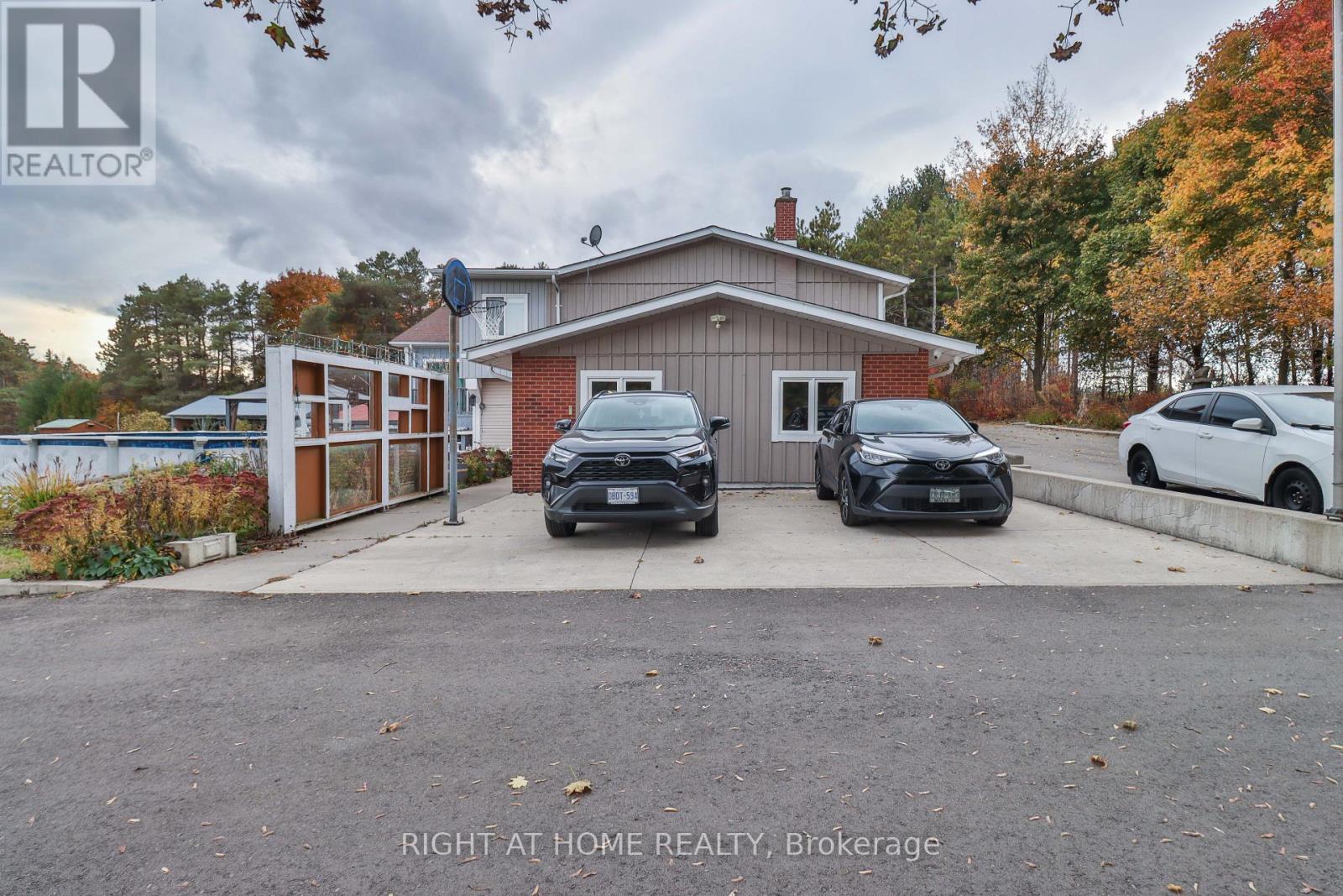 11433 Highway 9, Caledon (Palgrave), Ontario  L7E 0G6 - Photo 11 - W12058406