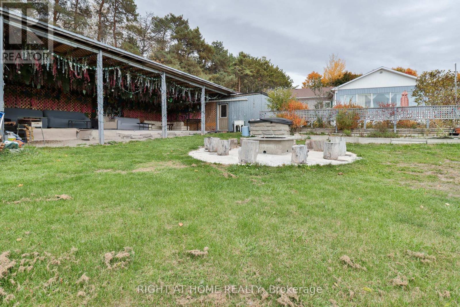 11433 Highway 9, Caledon (Palgrave), Ontario  L7E 0G6 - Photo 13 - W12058406