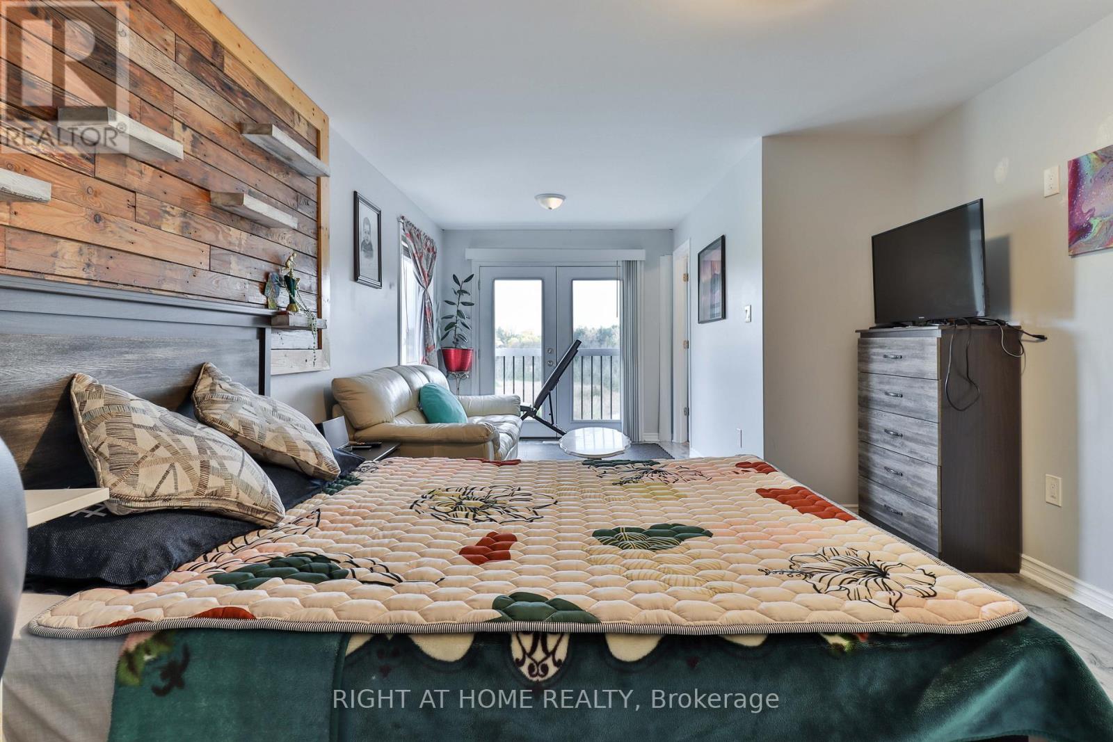 11433 Highway 9, Caledon (Palgrave), Ontario  L7E 0G6 - Photo 32 - W12058406
