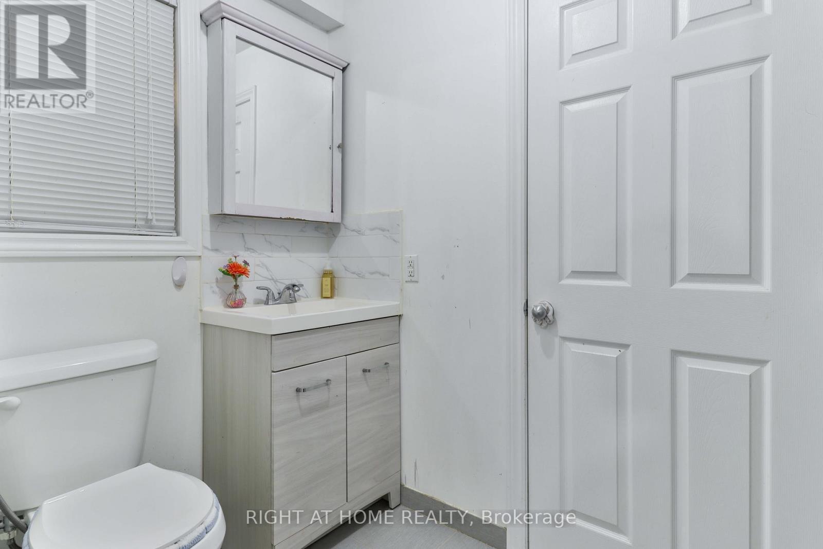11433 Highway 9, Caledon (Palgrave), Ontario  L7E 0G6 - Photo 45 - W12058406