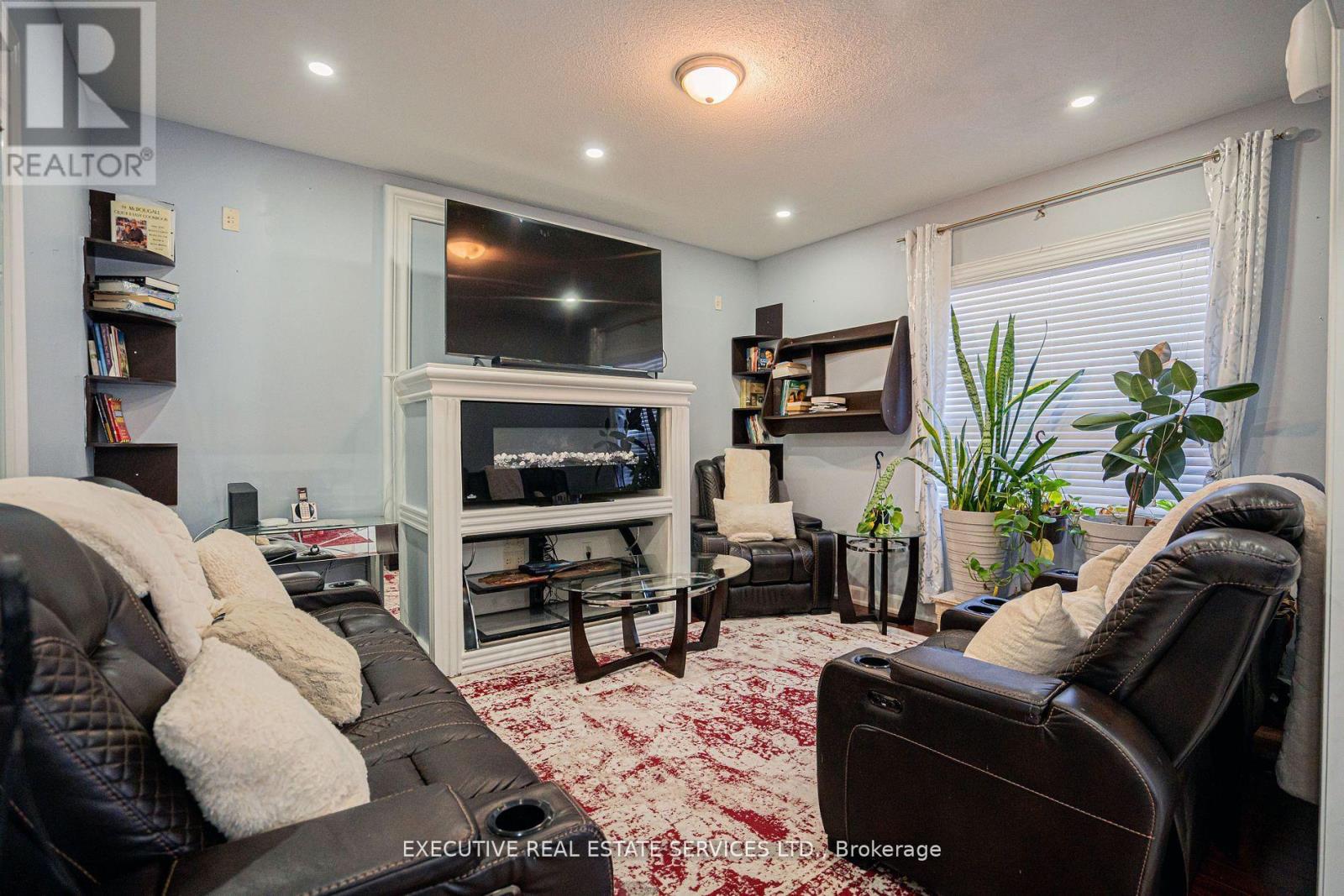 27 Savita Road, Brampton, Ontario  L7A 3V1 - Photo 12 - W12058420