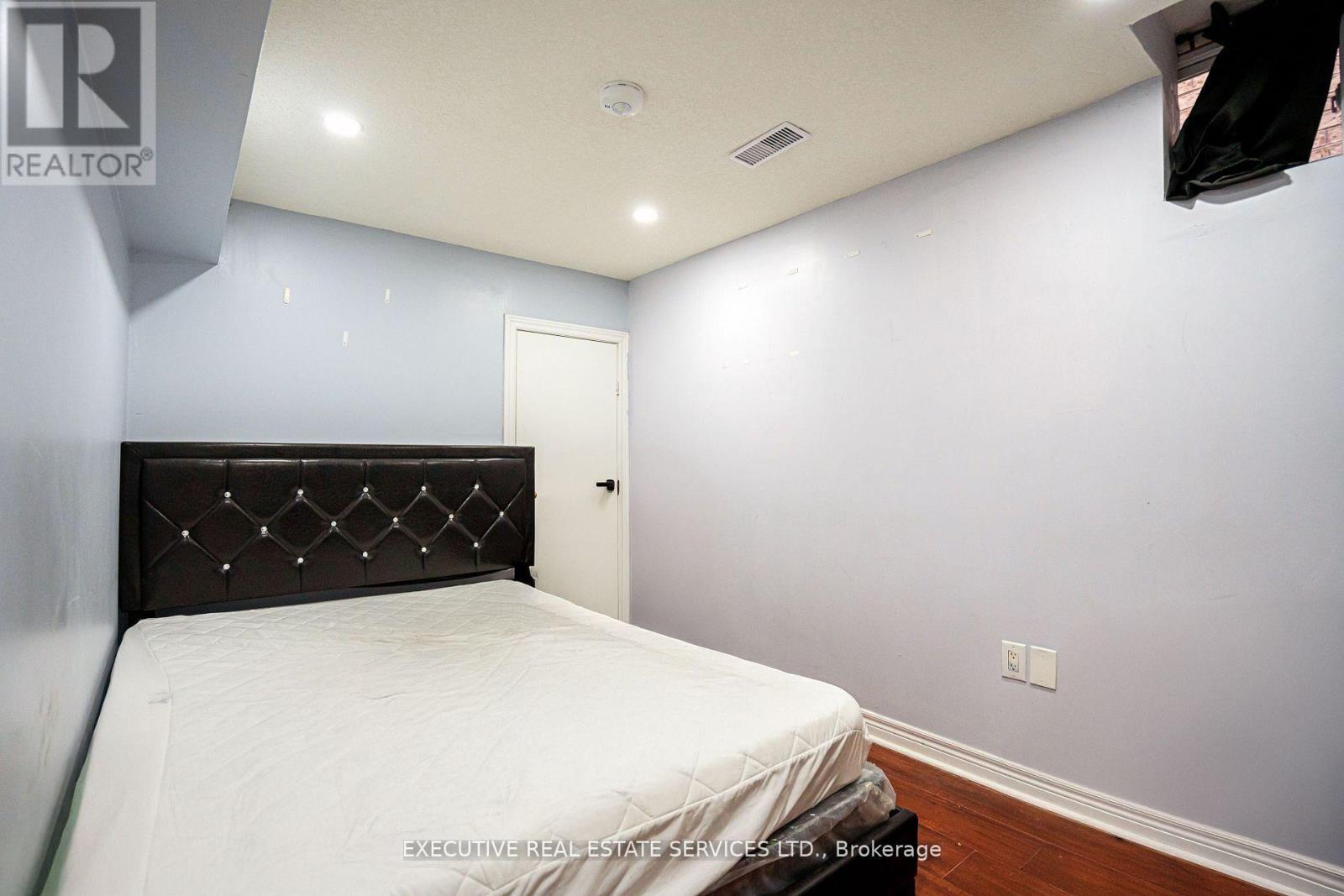 27 Savita Road, Brampton, Ontario  L7A 3V1 - Photo 33 - W12058420