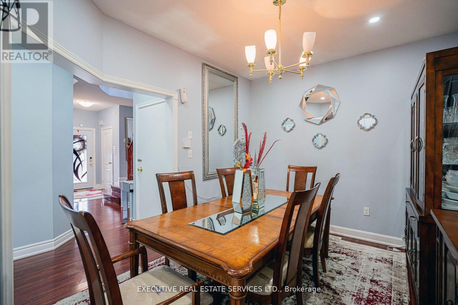 27 Savita Road, Brampton, Ontario  L7A 3V1 - Photo 7 - W12058420