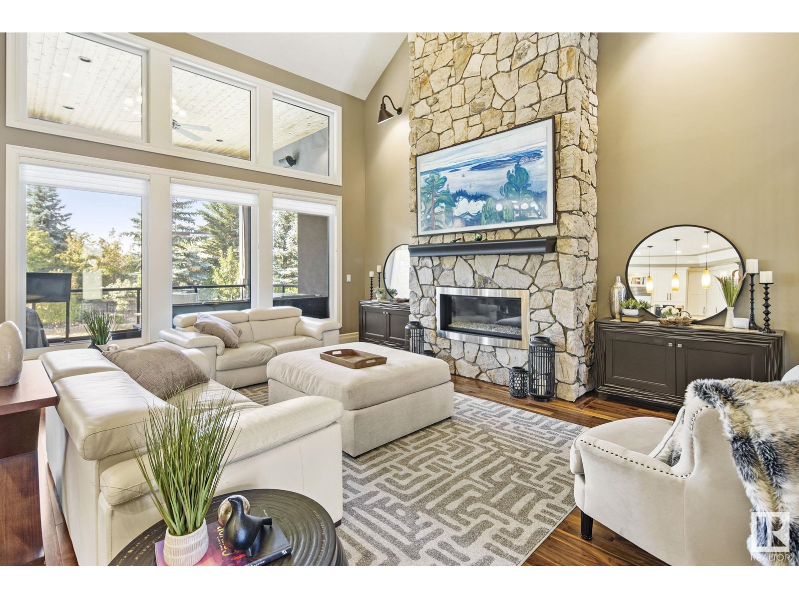 Property at 2767 Wheaton DR NW image 1