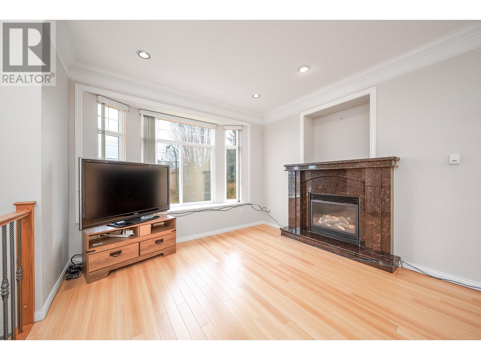 3320 E 43rd Avenue, Vancouver, British Columbia  V5R 3A1 - Photo 7 - R2982856