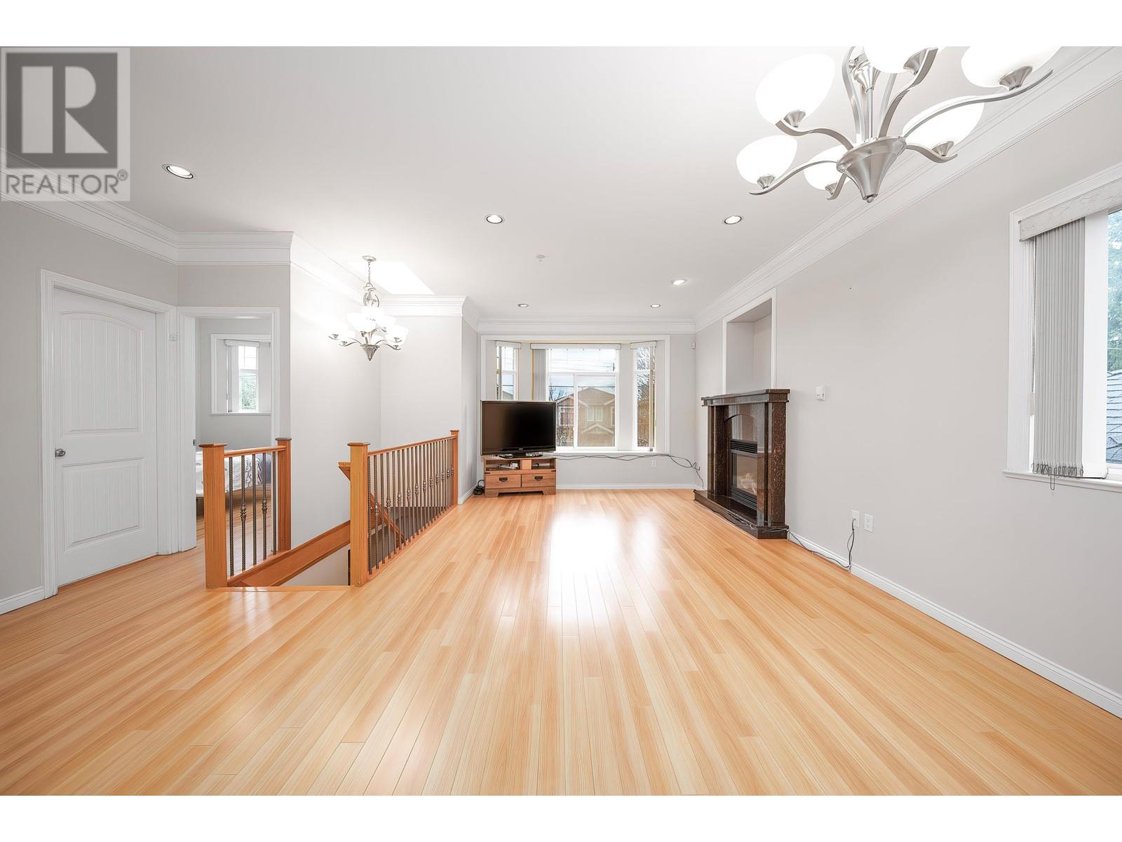 3320 E 43rd Avenue, Vancouver, British Columbia  V5R 3A1 - Photo 6 - R2982856