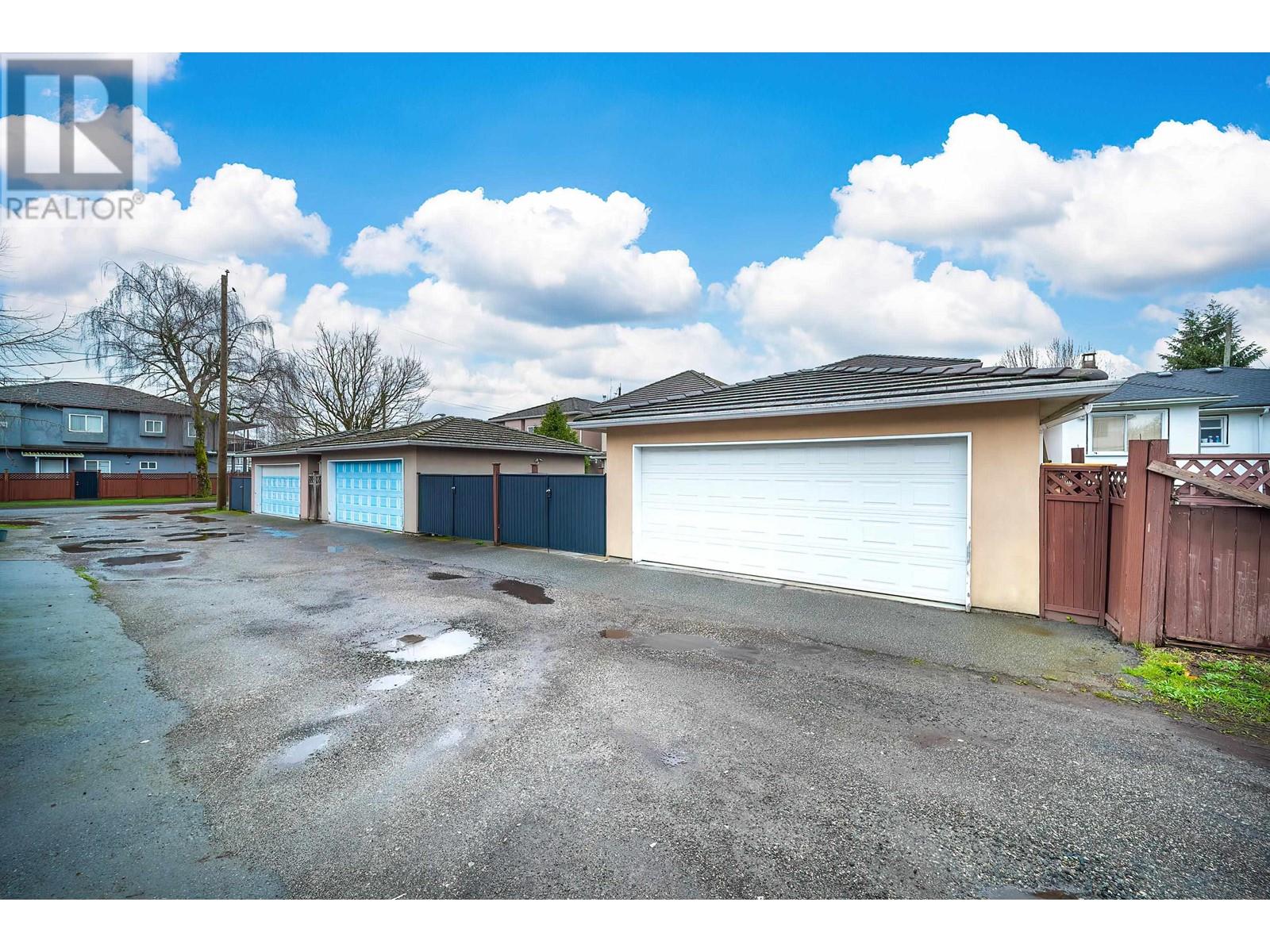 3320 E 43rd Avenue, Vancouver, British Columbia  V5R 3A1 - Photo 36 - R2982856
