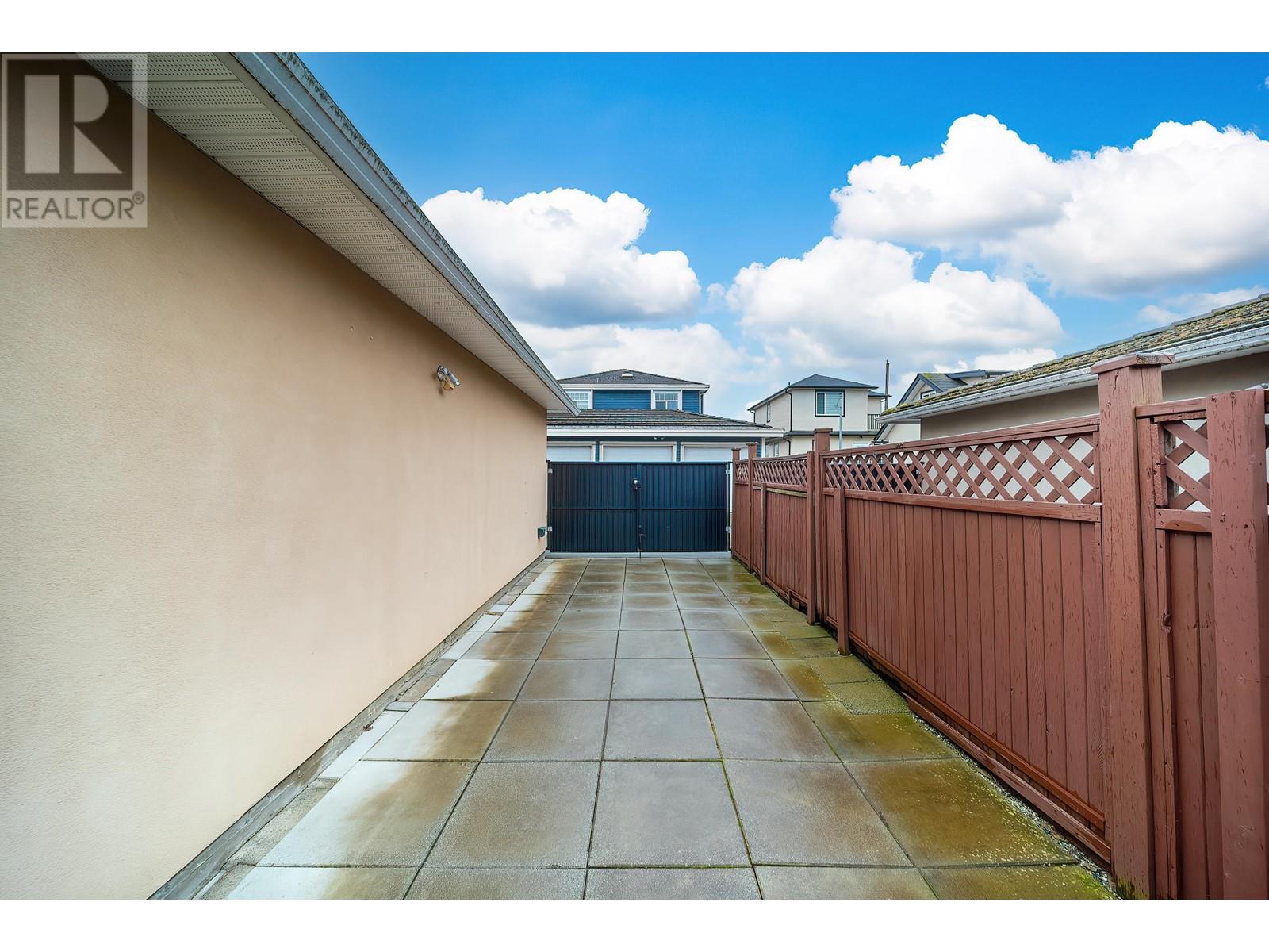 3320 E 43rd Avenue, Vancouver, British Columbia  V5R 3A1 - Photo 39 - R2982856