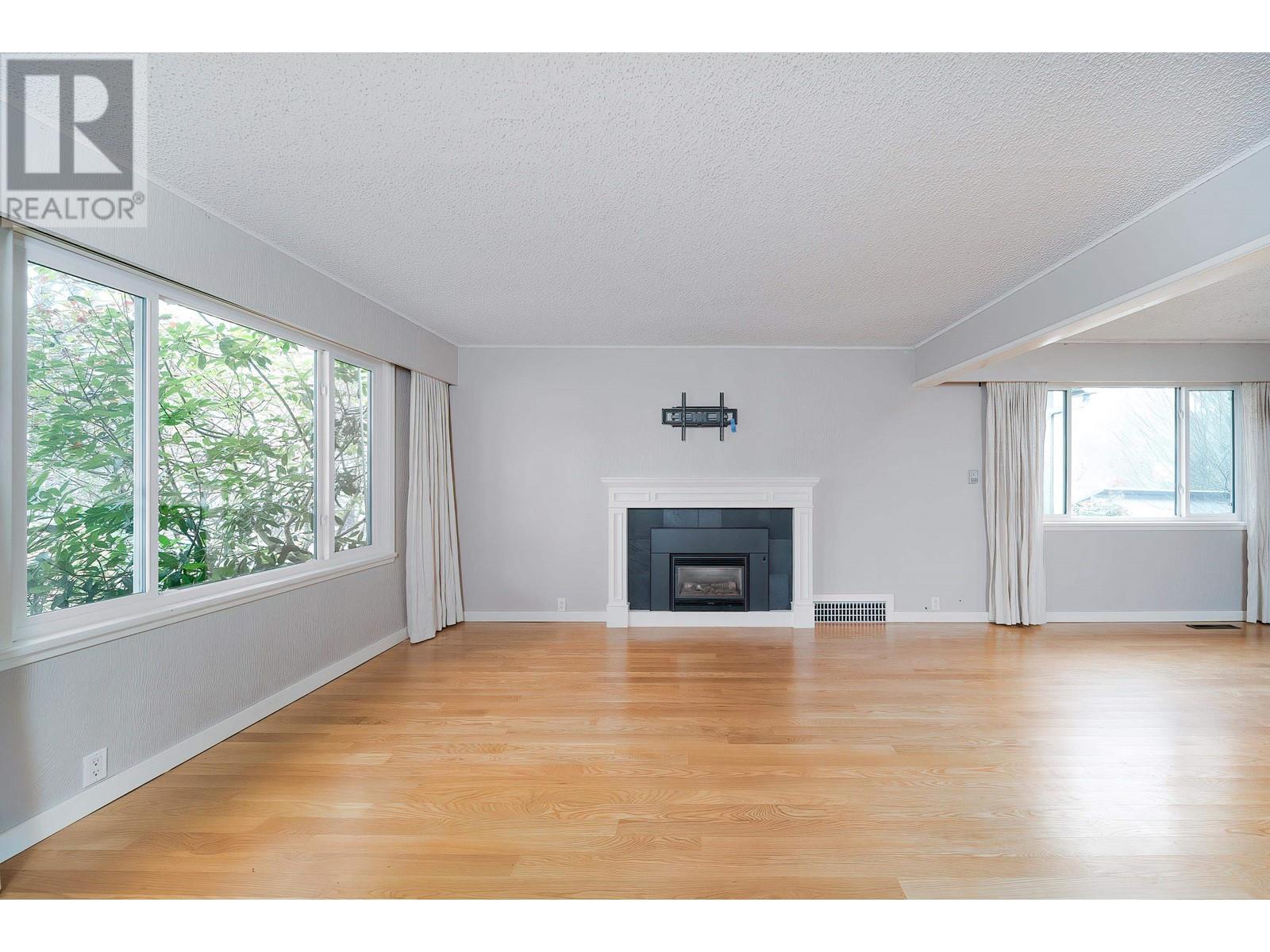 Property at 454 KELLY STREET image 5