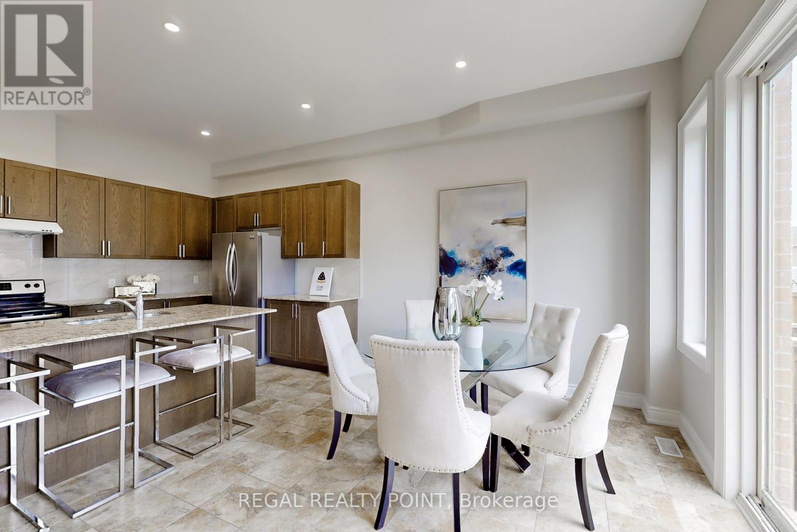 79 Wellspring Avenue, Richmond Hill, Ontario  L4E 1E8 - Photo 14 - N12058443
