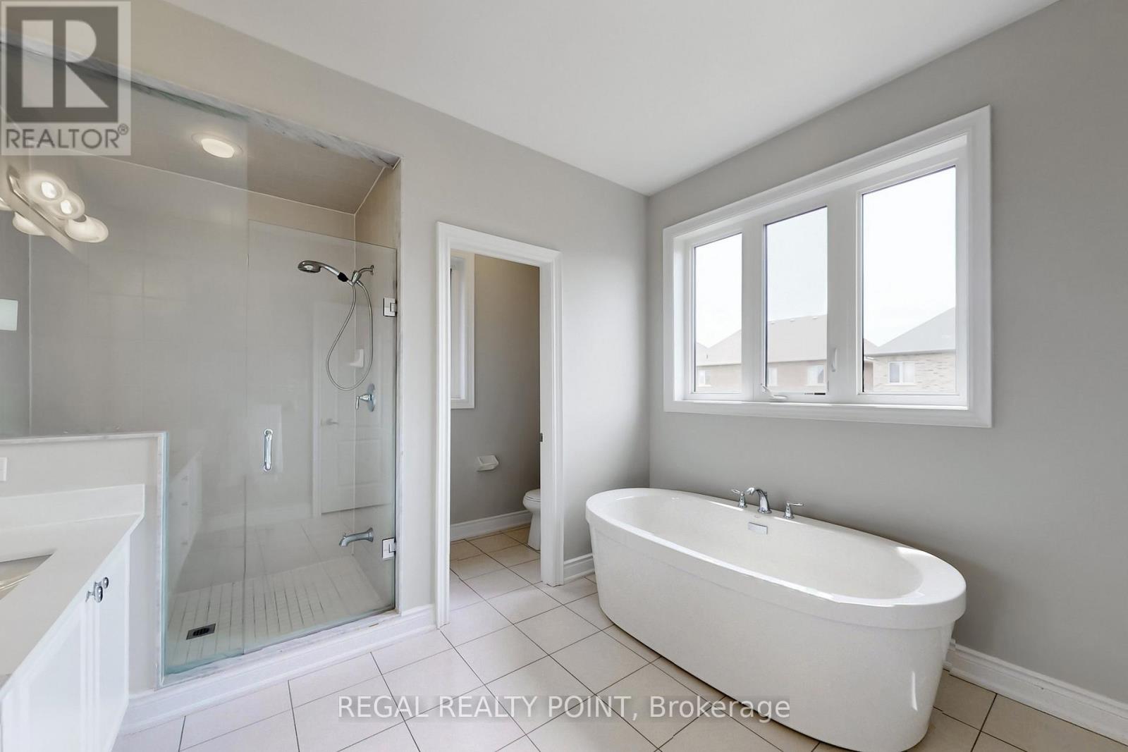 79 Wellspring Avenue, Richmond Hill, Ontario  L4E 1E8 - Photo 24 - N12058443