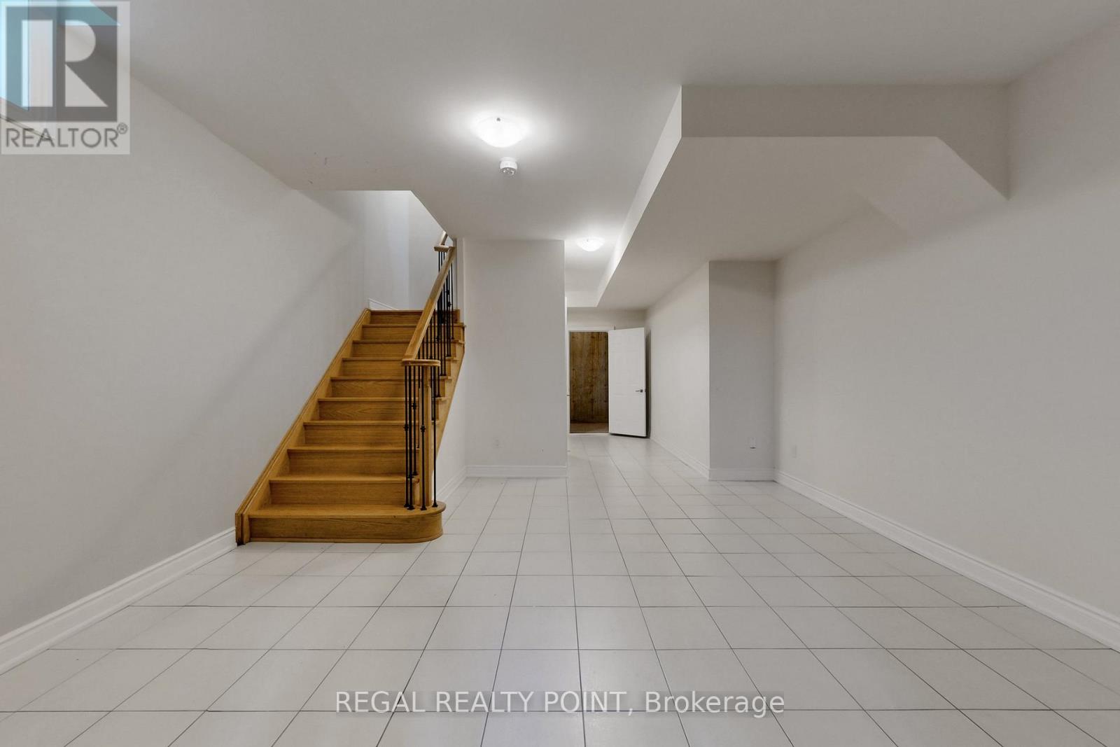 79 Wellspring Avenue, Richmond Hill, Ontario  L4E 1E8 - Photo 34 - N12058443
