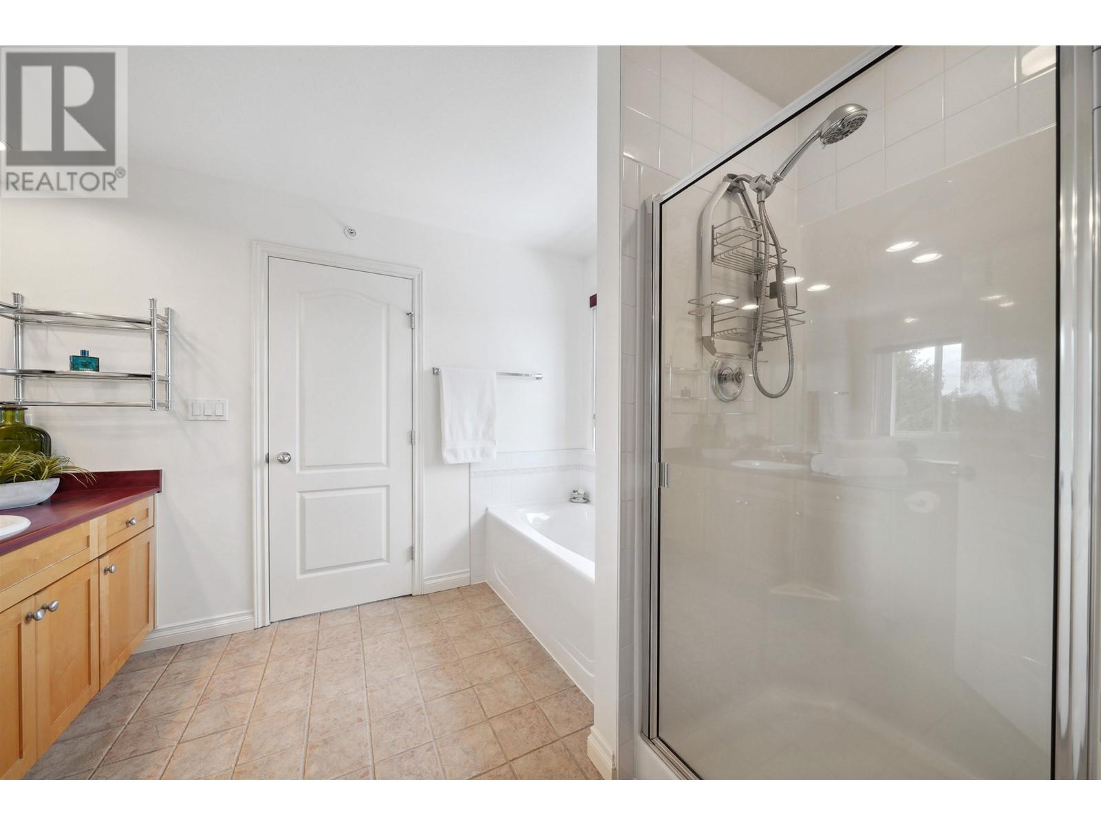 816 Huber Drive, Port Coquitlam, British Columbia  V3B 2S9 - Photo 25 - R2985071