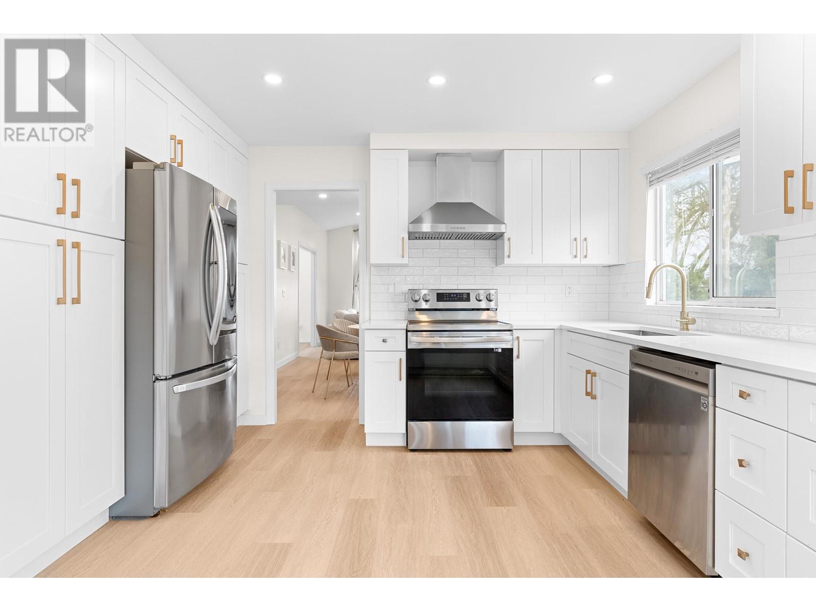 333 E 48th Avenue, Vancouver, British Columbia  V5W 2E2 - Photo 5 - R2985103