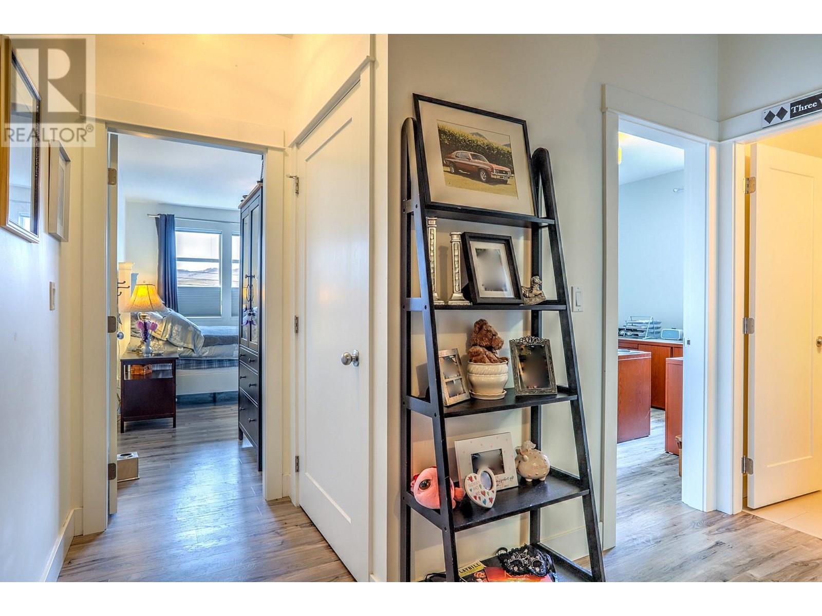Property at 3203 25 Street Unit# B image 1