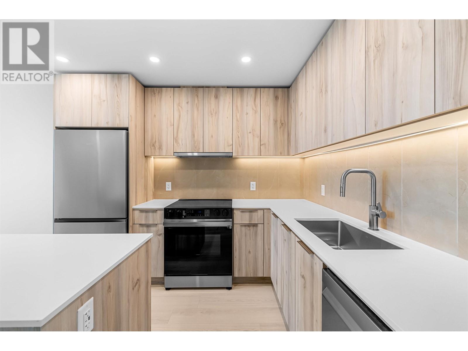 408 3596 Malsum Drive, North Vancouver, British Columbia  V7G 0B2 - Photo 9 - R2985540