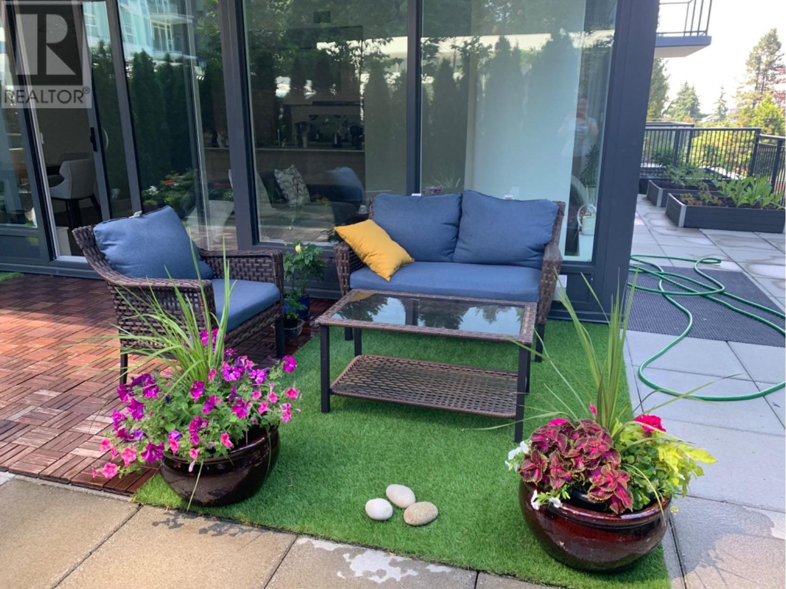 Property at 201 585 AUSTIN AVENUE image 4