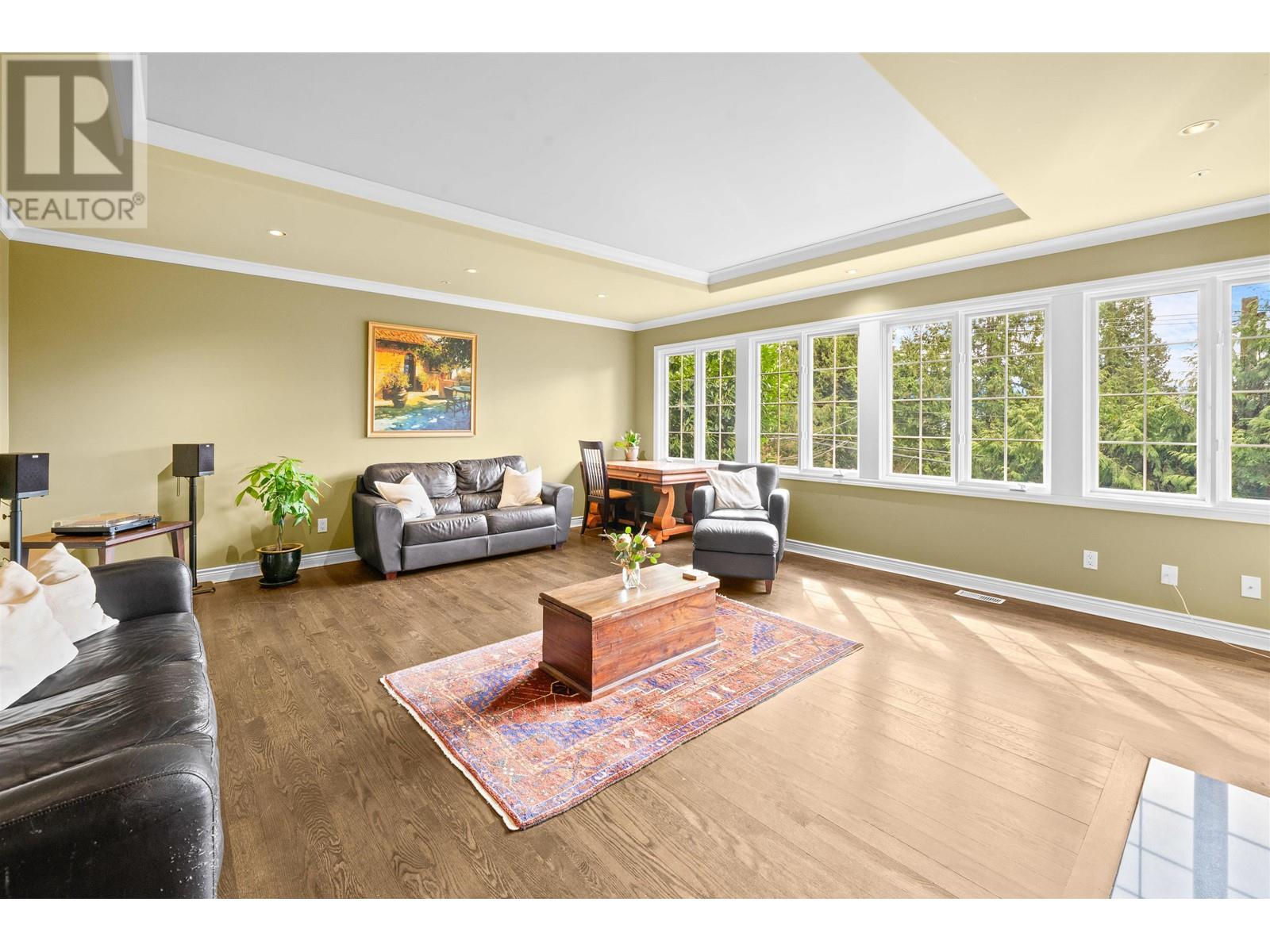 4622 Cove Cliff Road, North Vancouver, British Columbia  V7G 1H6 - Photo 8 - R2985603