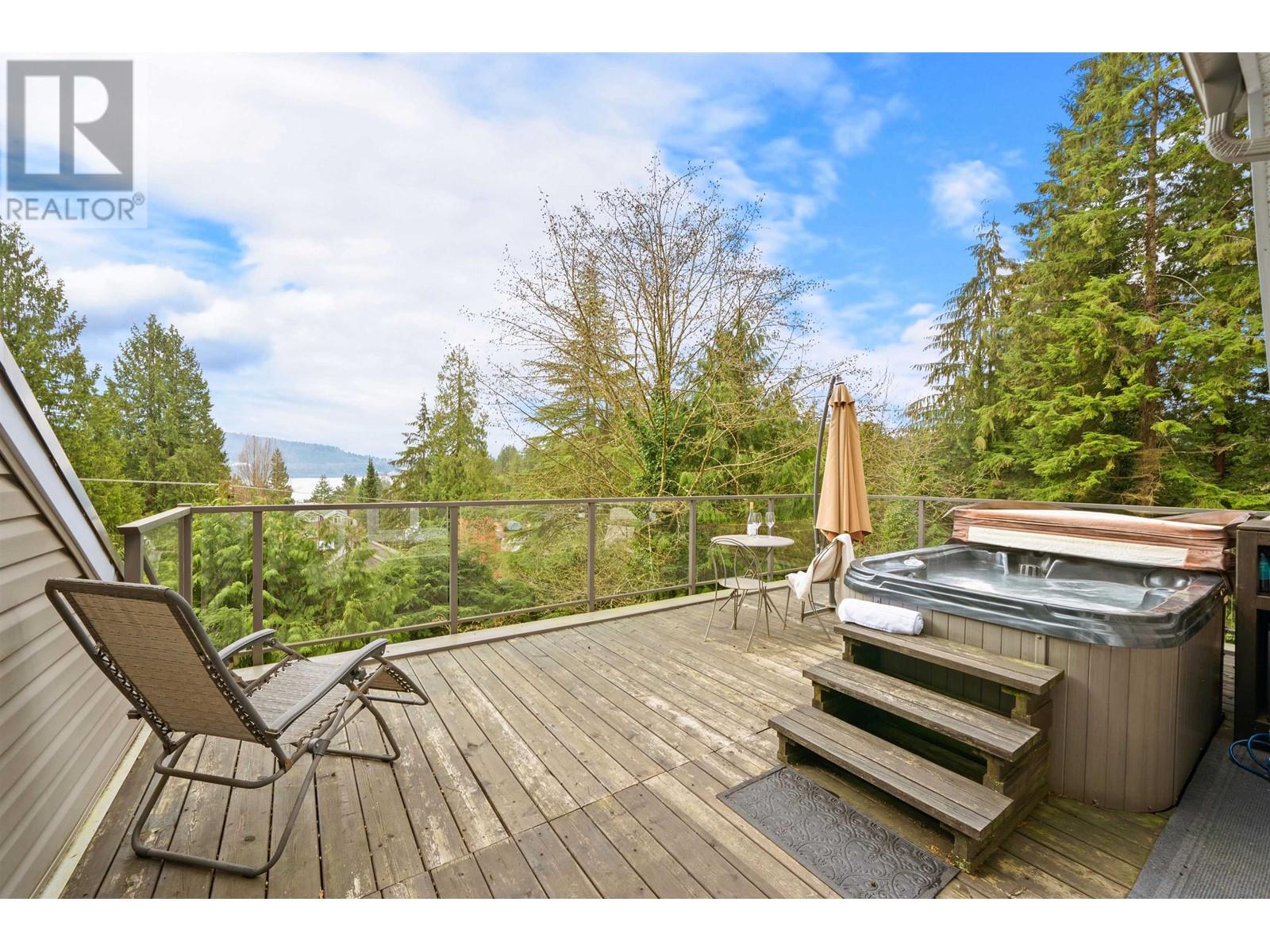 4622 Cove Cliff Road, North Vancouver, British Columbia  V7G 1H6 - Photo 22 - R2985603
