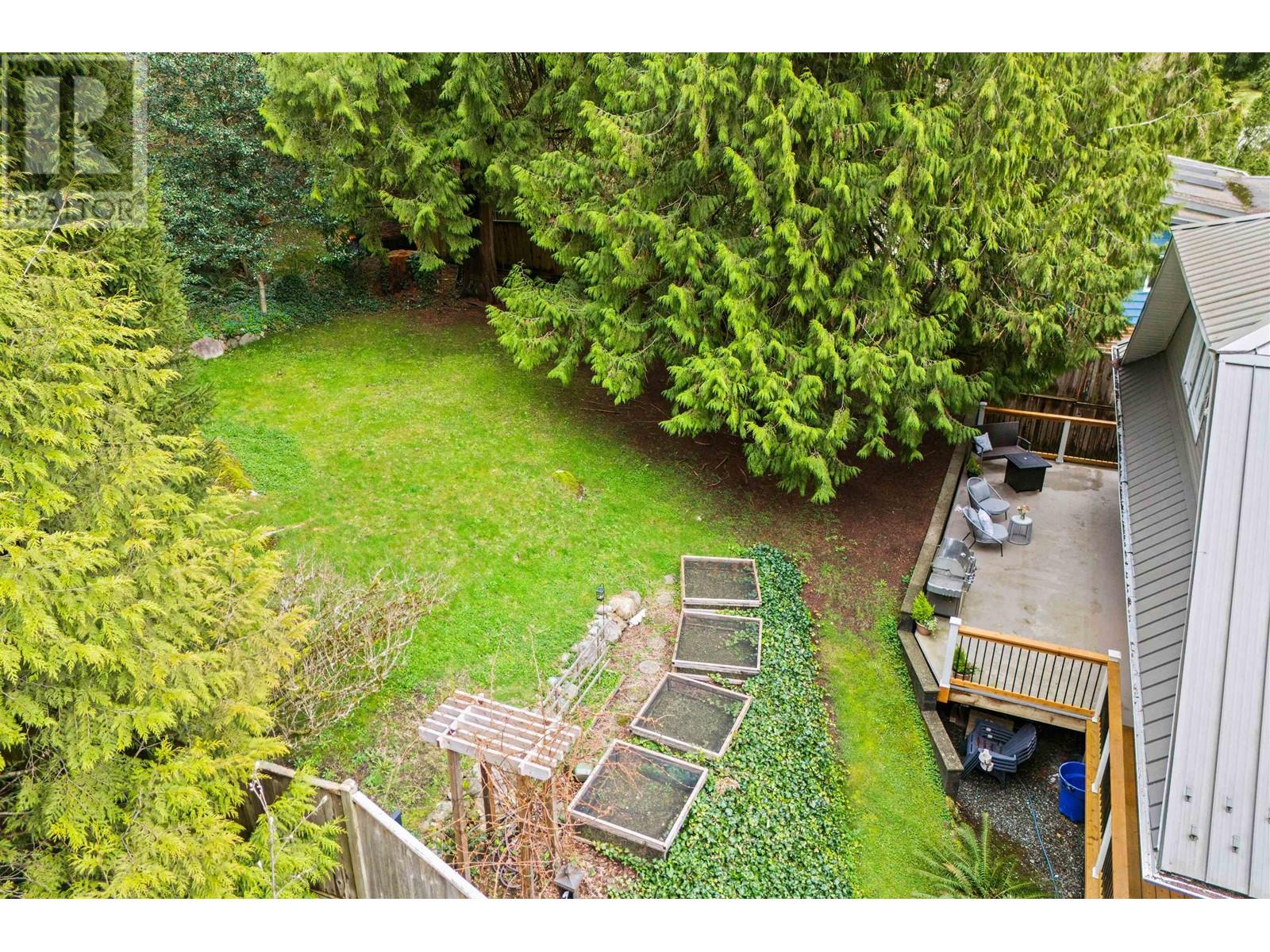 4622 Cove Cliff Road, North Vancouver, British Columbia  V7G 1H6 - Photo 38 - R2985603