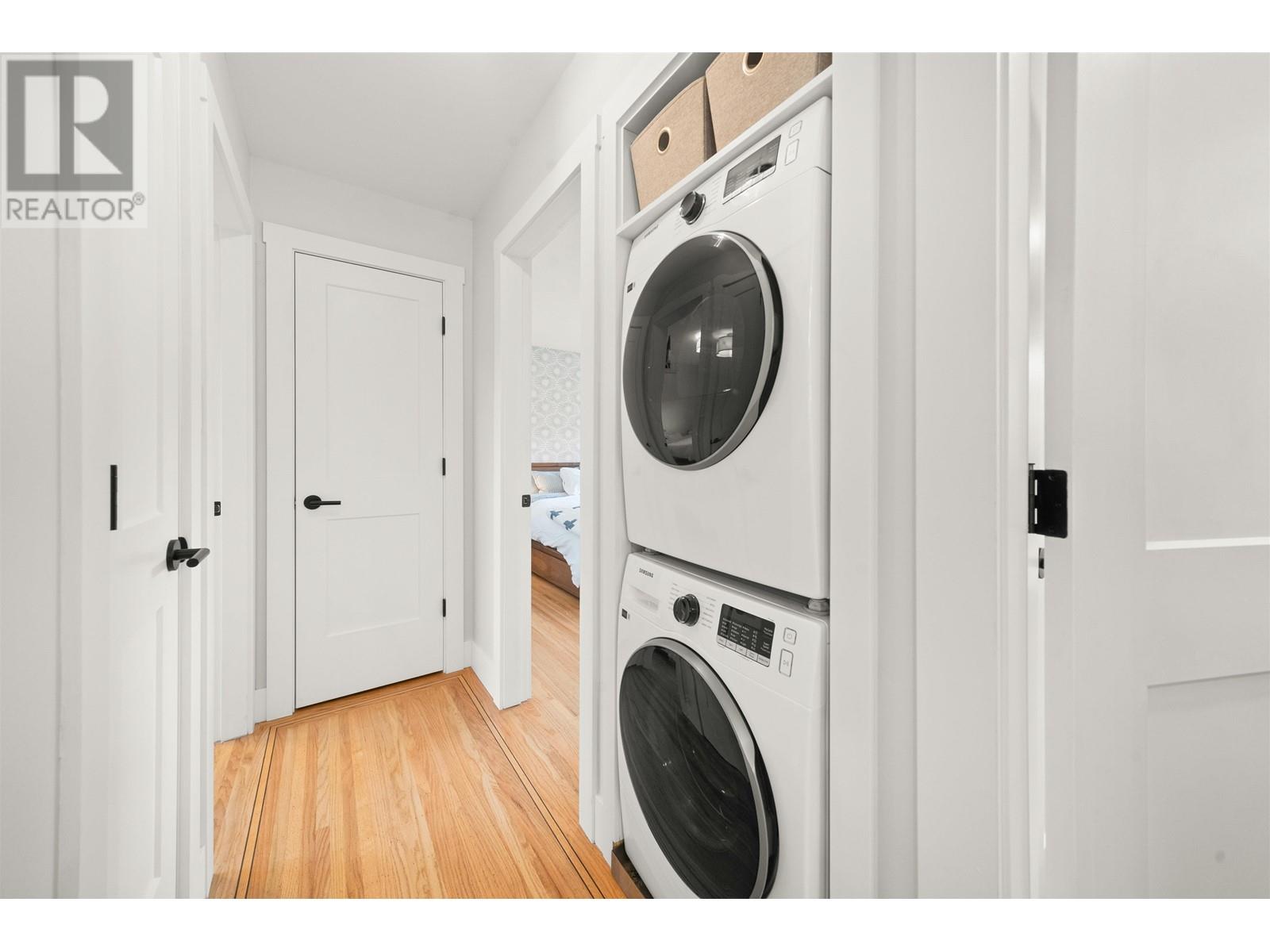 542 N Dollarton Highway, North Vancouver, British Columbia  V7G 1N2 - Photo 23 - R2985604