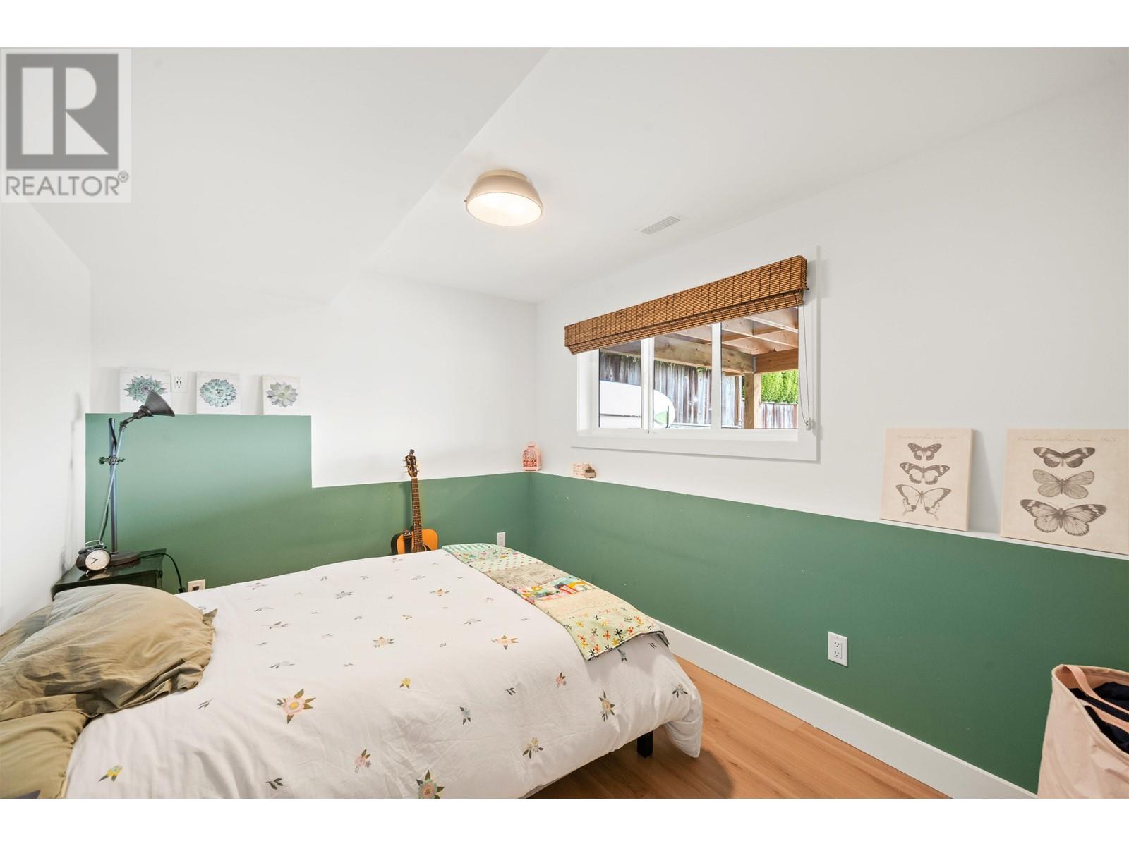 542 N Dollarton Highway, North Vancouver, British Columbia  V7G 1N2 - Photo 25 - R2985604