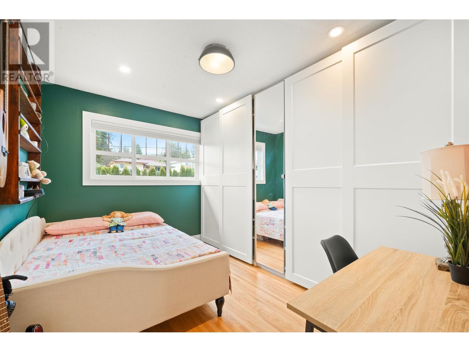 542 N Dollarton Highway, North Vancouver, British Columbia  V7G 1N2 - Photo 22 - R2985604