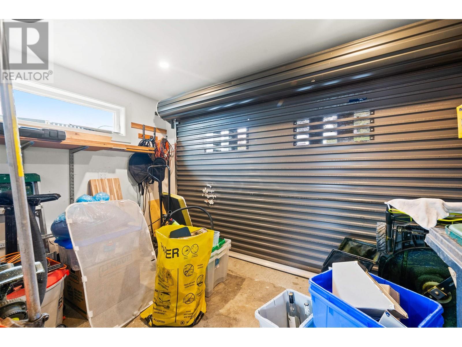 542 N Dollarton Highway, North Vancouver, British Columbia  V7G 1N2 - Photo 32 - R2985604