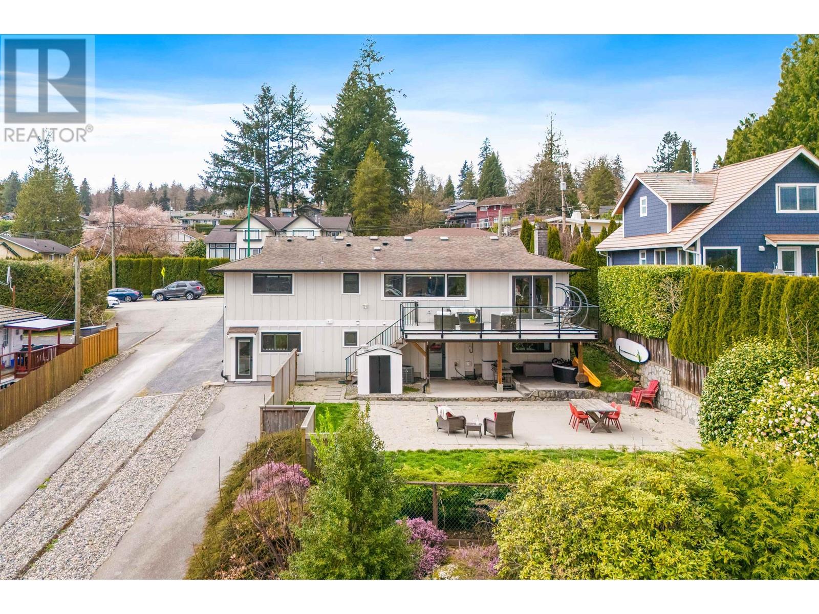 542 N Dollarton Highway, North Vancouver, British Columbia  V7G 1N2 - Photo 36 - R2985604