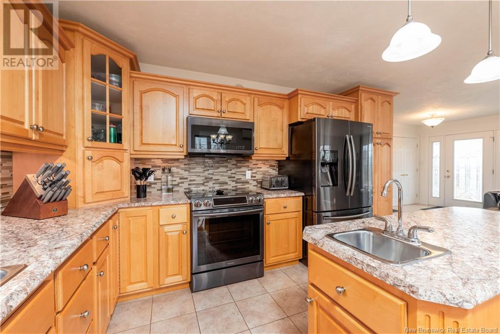 Property at 4 Beau Matin Lane image 3