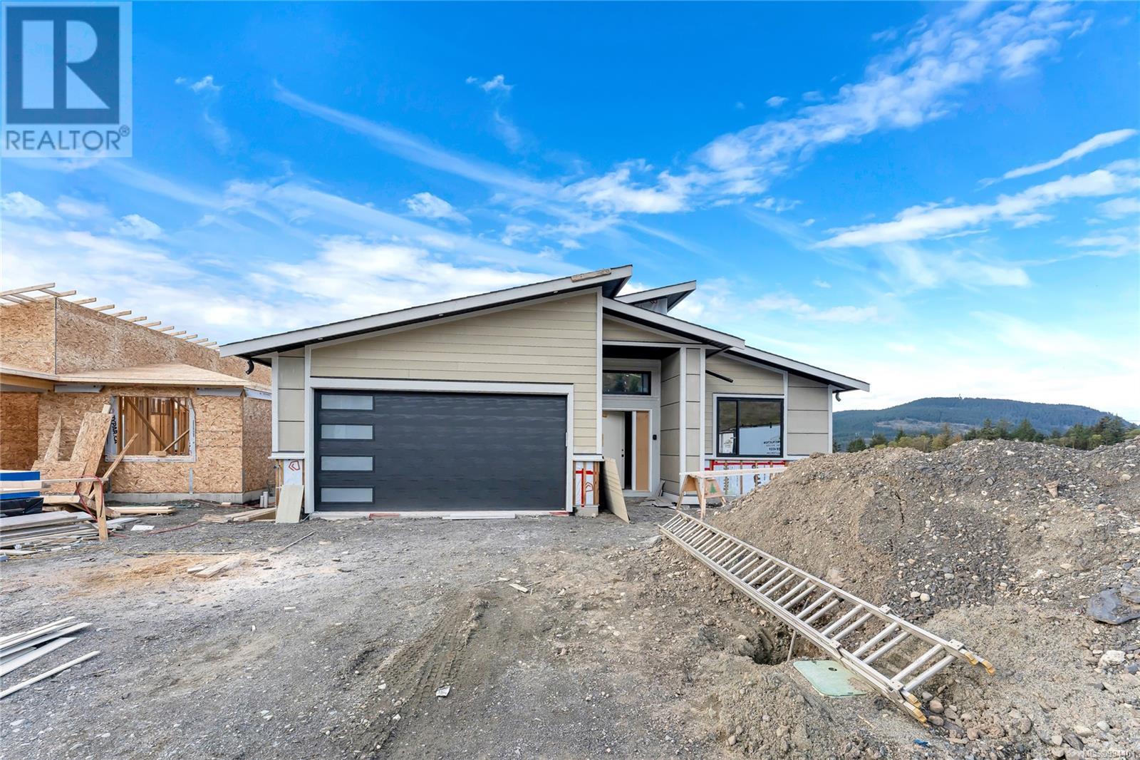 Property at 3203 Woodrush Dr image 5