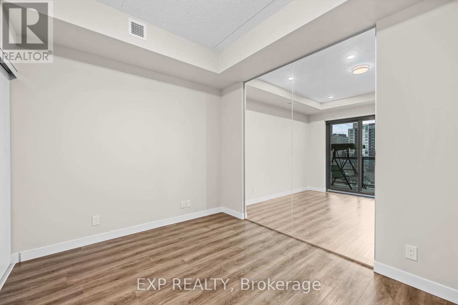 601 - 15 Queen Street S, Hamilton, Ontario  L8P 0C6 - Photo 18 - X12058510