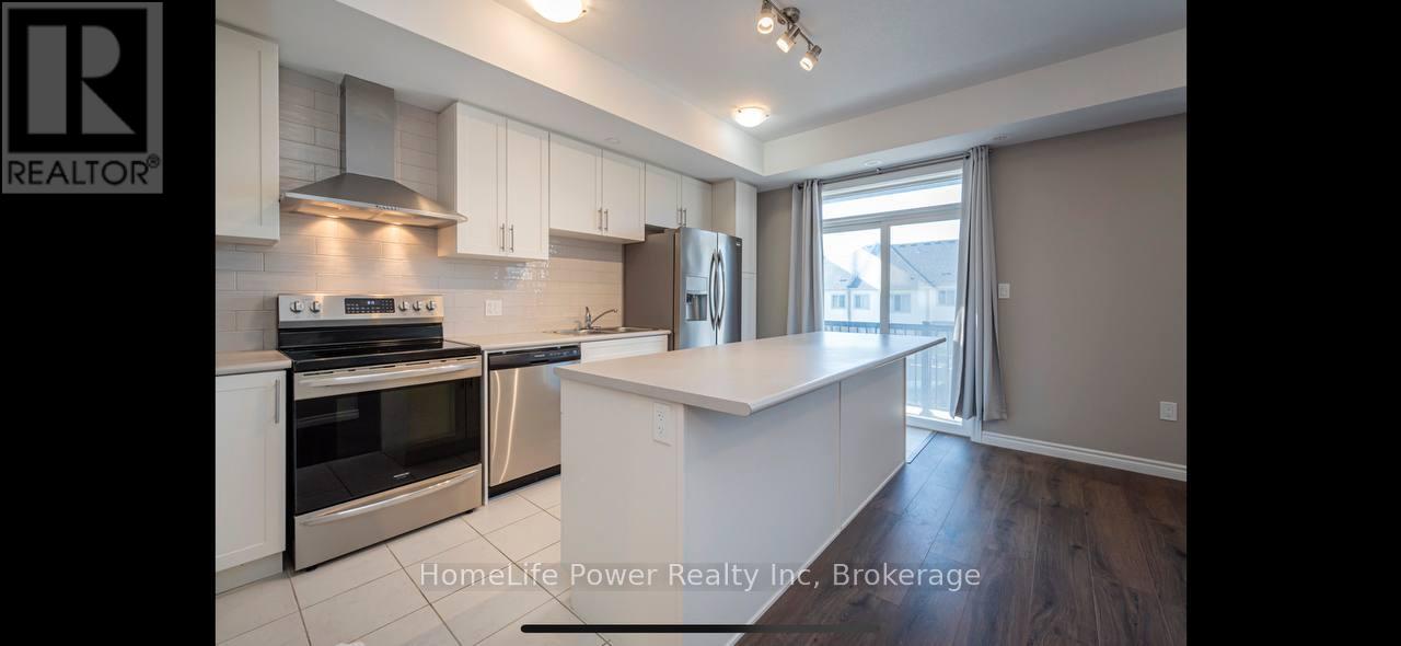 10 WHEAT LANE, Kitchener, Ontario