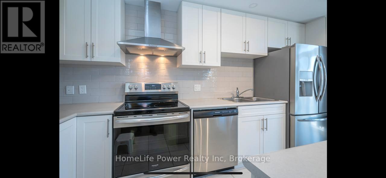 10 Wheat Lane, Kitchener, Ontario  N2R 1R7 - Photo 2 - X12058515