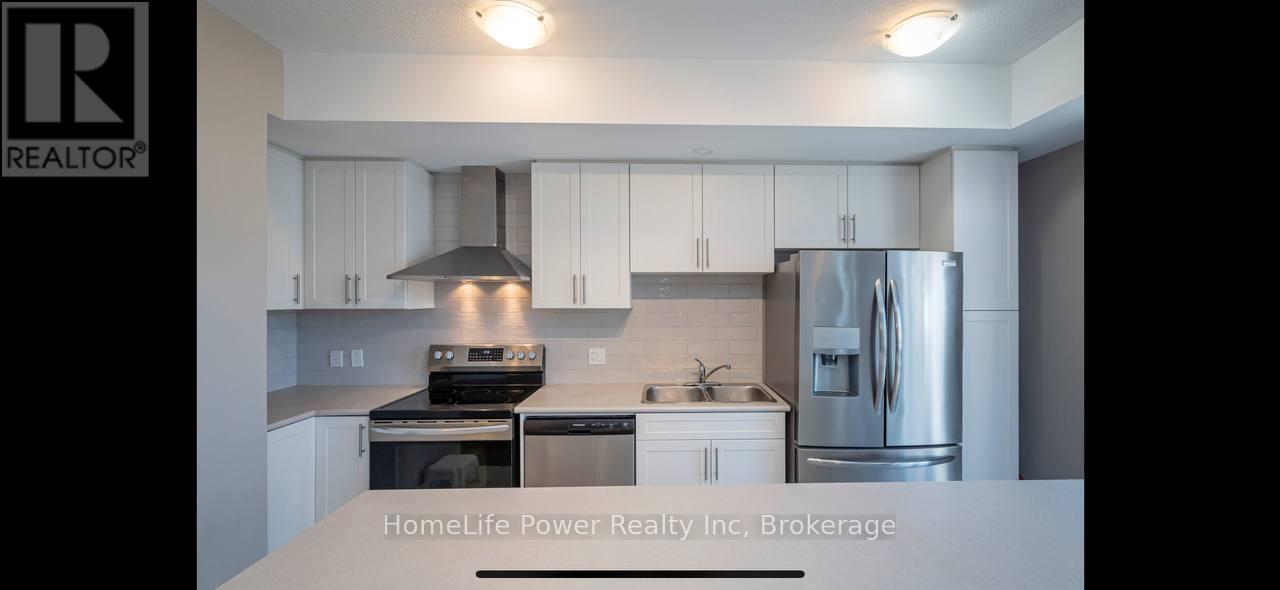 10 Wheat Lane, Kitchener, Ontario  N2R 1R7 - Photo 3 - X12058515
