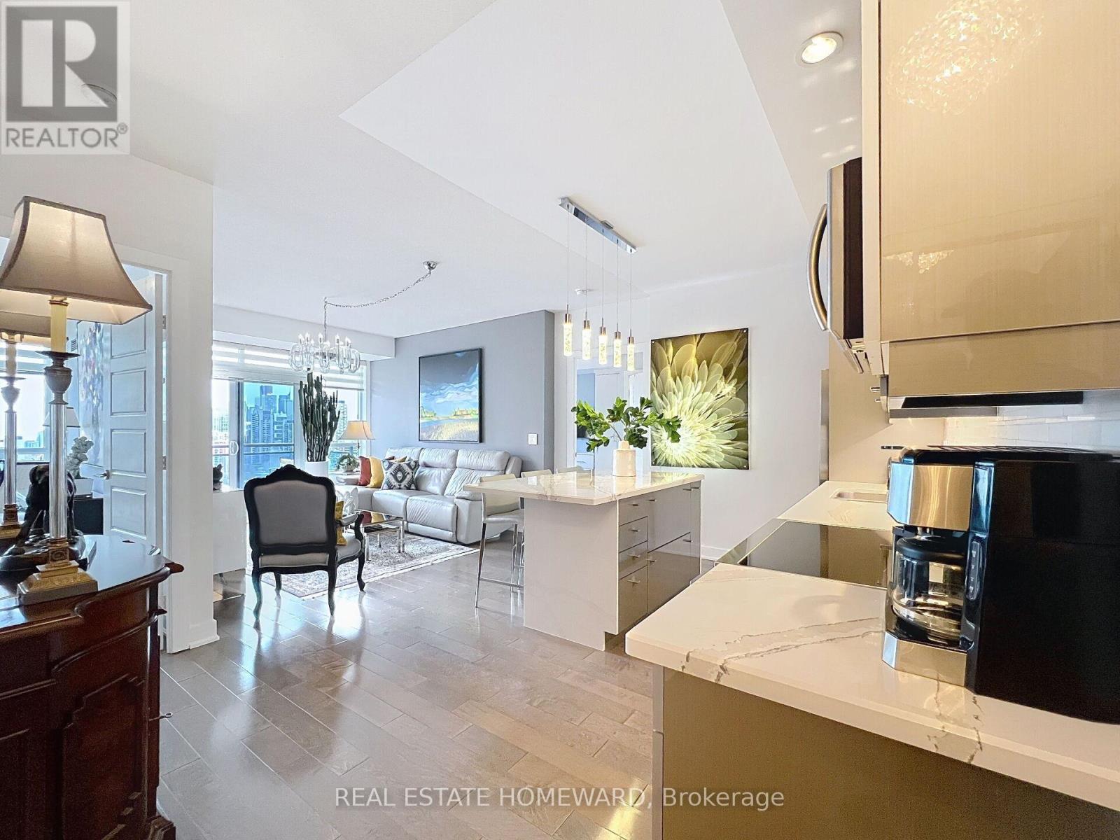 1705 - 28 Linden Street, Toronto, Ontario  M4Y 0A4 - Photo 7 - C12058497