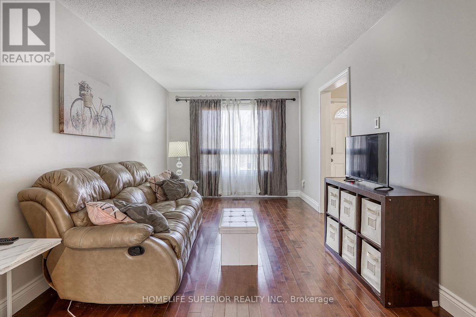 Property at 88 VANESSA PLACE image 4