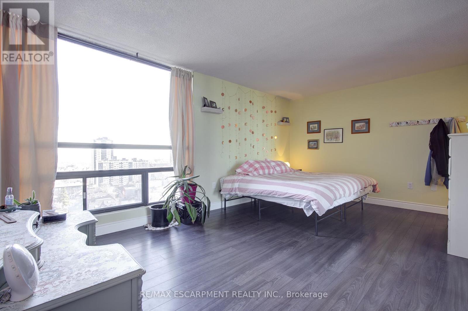 1406 - 222 Jackson Street W, Hamilton, Ontario  L8P 4S5 - Photo 24 - X12058538