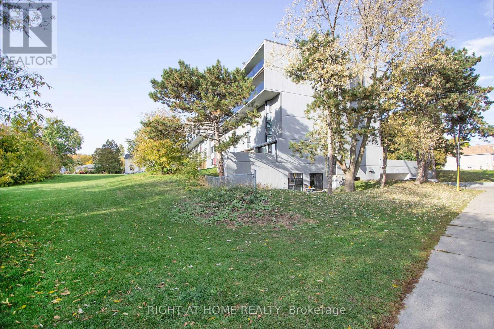 Property at 110 - 454 CENTRE STREET S image 2