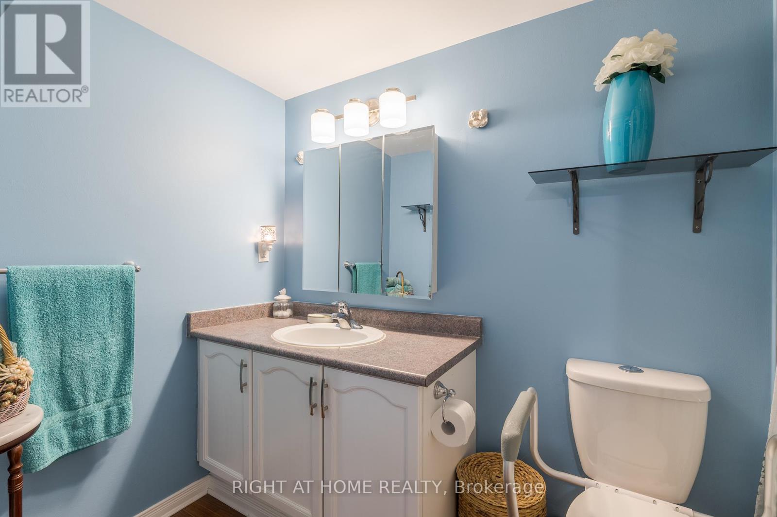 110 - 454 Centre Street S, Oshawa, Ontario  L1H 4C2 - Photo 31 - E12058574